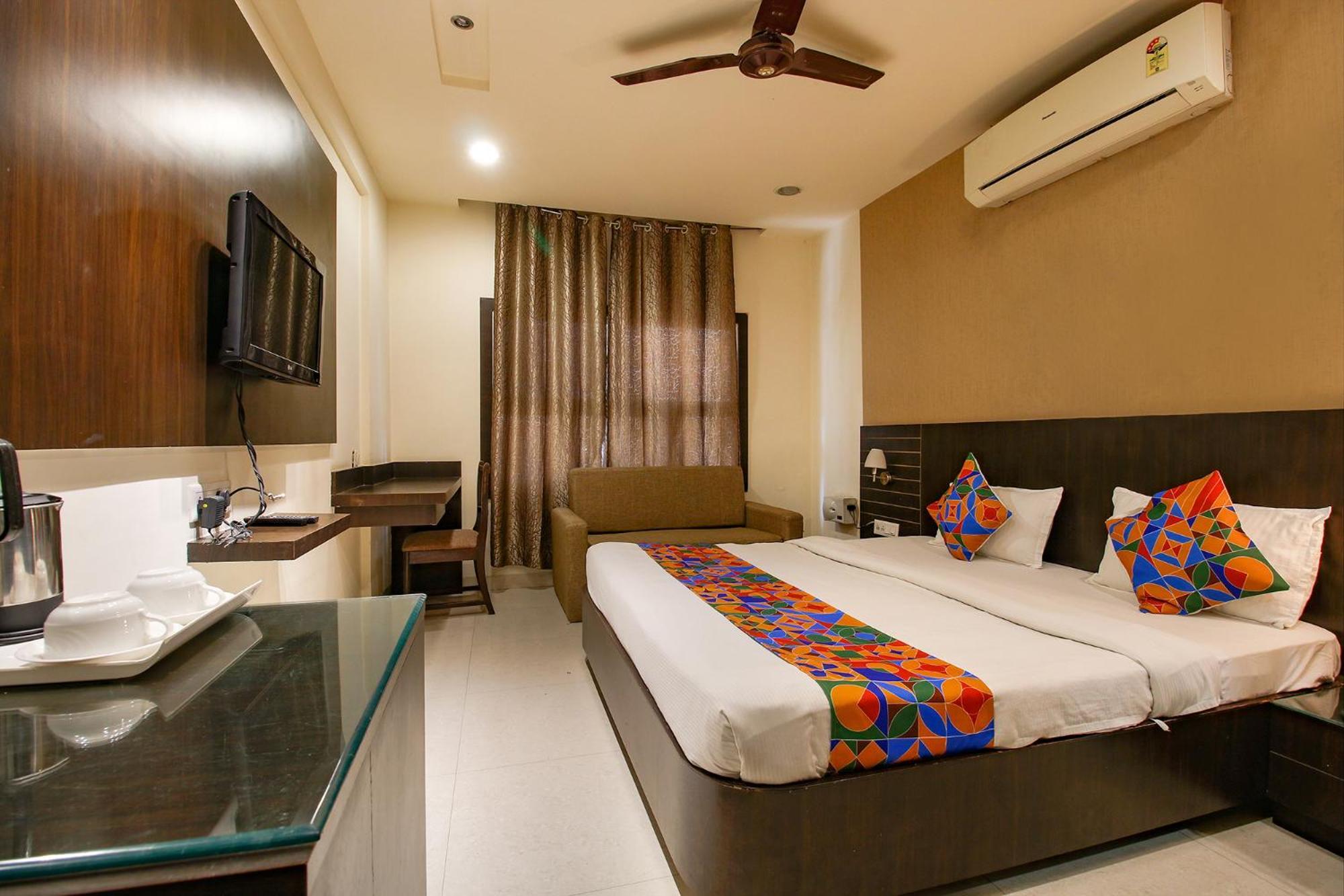 Hotel Regency Bhopal Exteriör bild