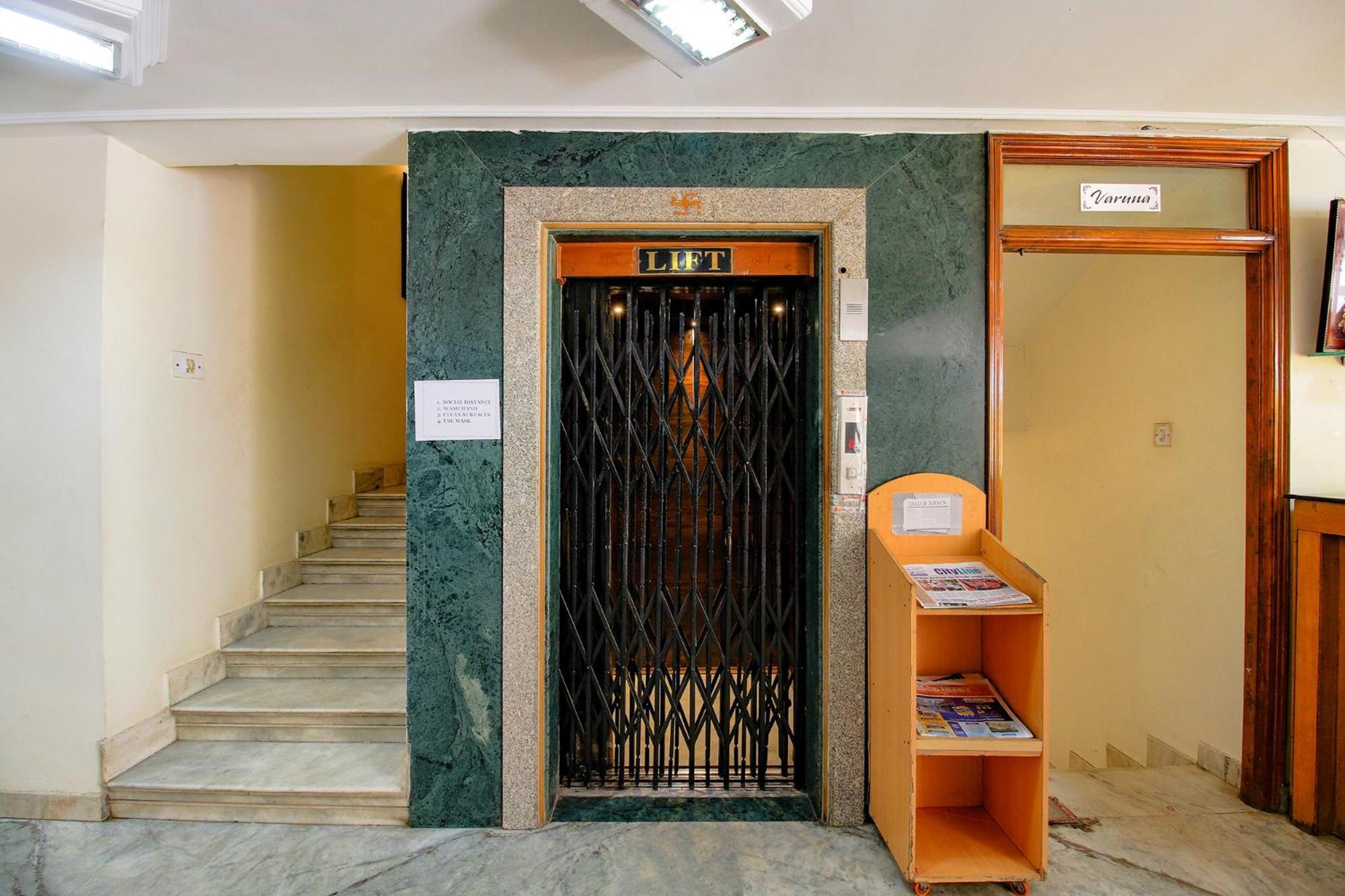 Hotel Regency Bhopal Exteriör bild