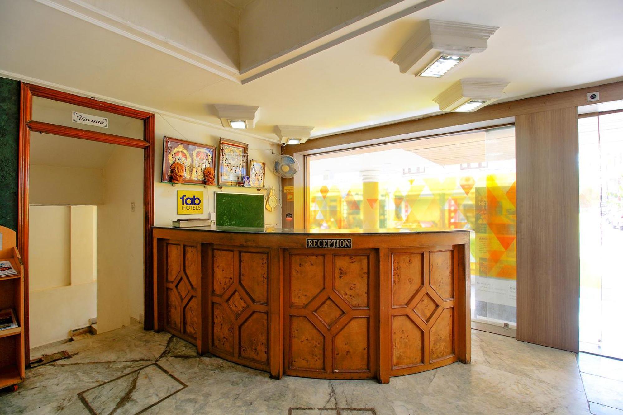 Hotel Regency Bhopal Exteriör bild